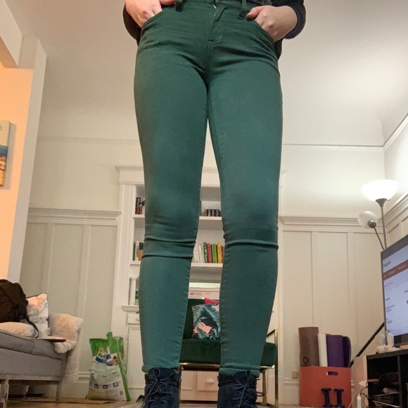 Madewell Forest/Emerald Green Skinny Jeans. - Picture 2 of 5